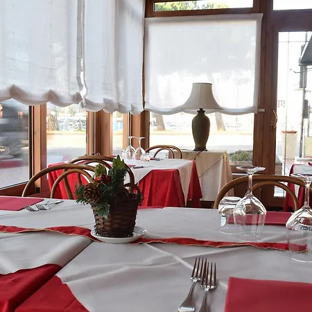 מלון Trattoria Fioravante *